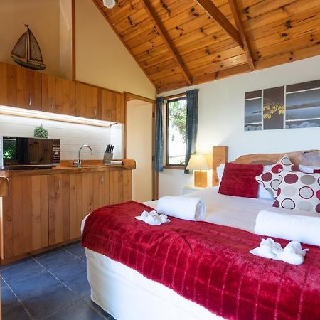 Supacute Character Cottage, Wifi, Sky Tv, Spa Bath, Spa Bath, Dble Kayak And Possibly A Car! Palm Beach Kültér fotó
